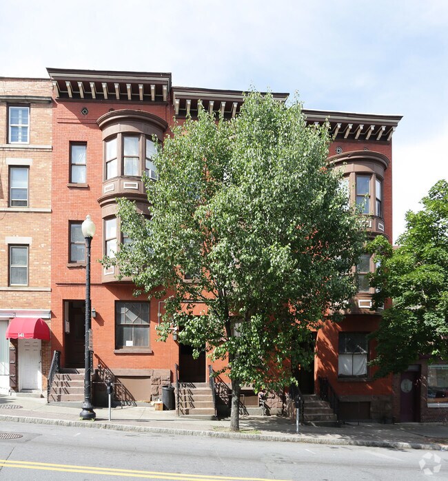 Building Photo - Bleeker Flats