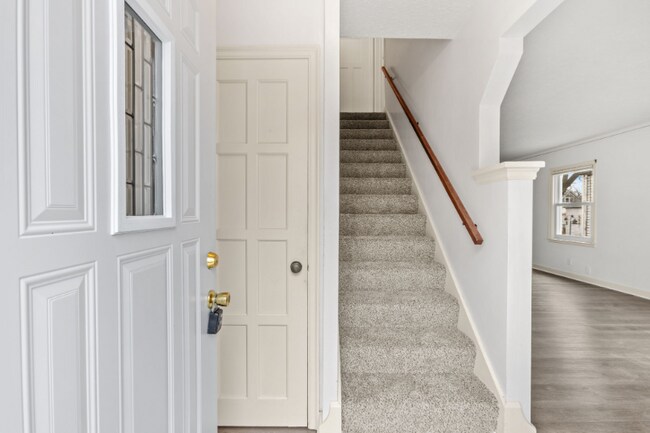 Foto del edificio - 1936 N Park Ave