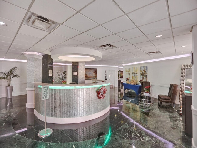 Building Photo - 3700 Galt Ocean Dr