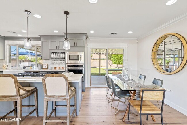 Foto del edificio - 8308 E Valley View Rd