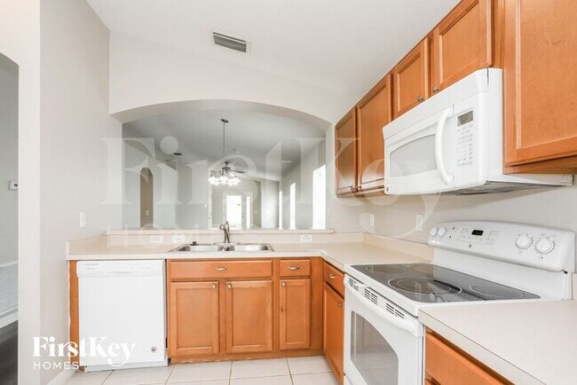 Building Photo - 7744 Maroon Peak Dr