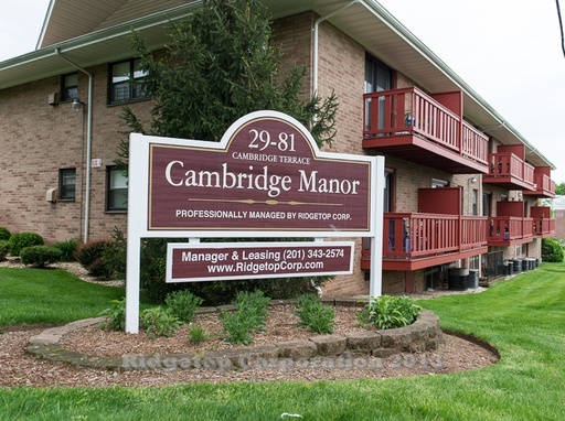 Building Photo - 33 Cambridge Ter