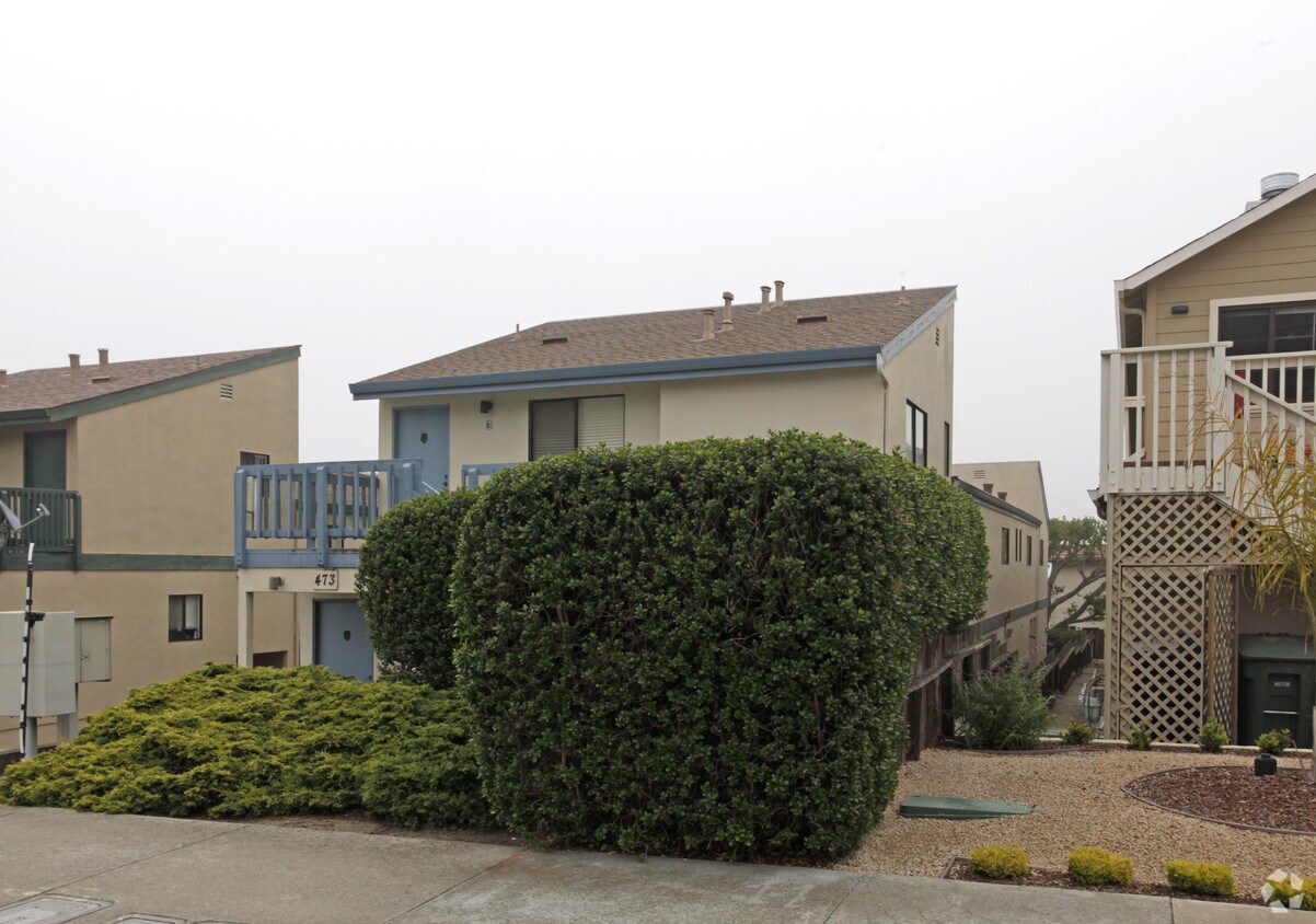 473 Monroe St, Monterey, CA 93940 Apartments in Monterey, CA