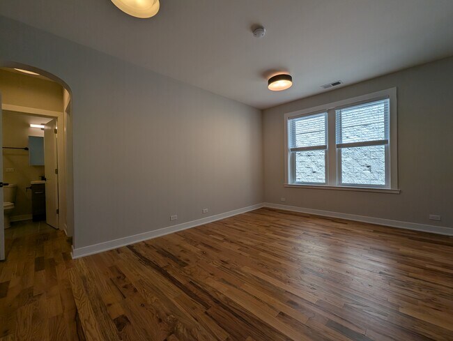 Foto del edificio - 650 W Wrightwood Ave