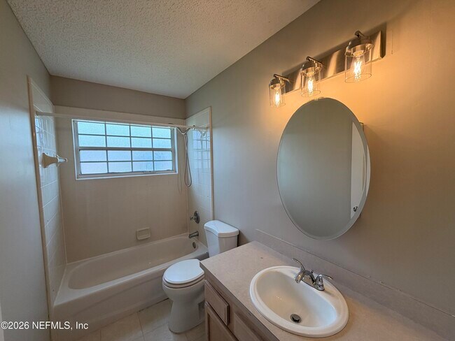 Foto del edificio - 1231 American Eagle Ln