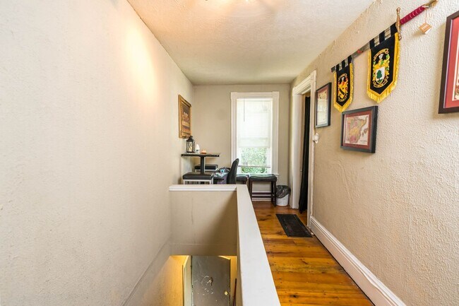 Foto del edificio - 320-322 Wisconsin St