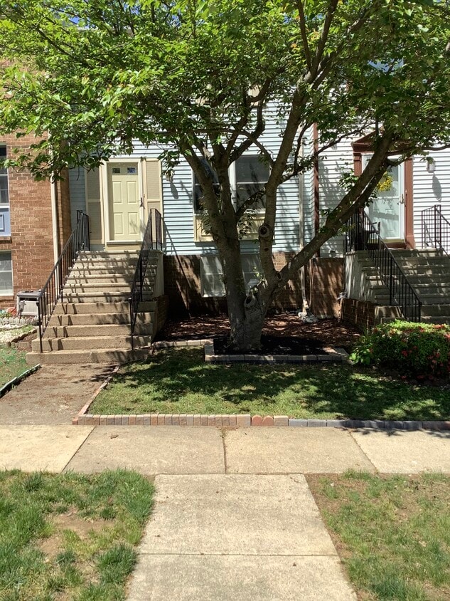 Foto principal - 6832 Heatherway Ct