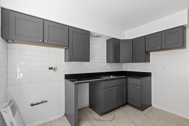 Foto del edificio - 6705 N California Ave