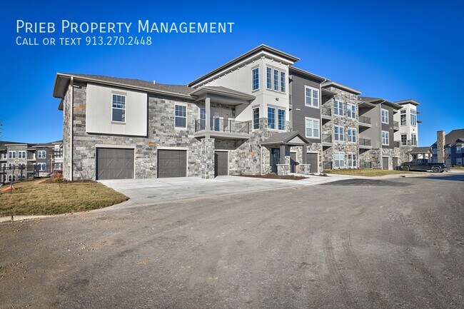 Building Photo - Parkview Apartments - Building #16