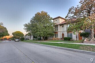 Building Photo - 3637 Crestline Rd