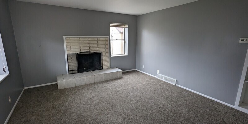 Primary Photo - 235 E. 100 N. / MAK