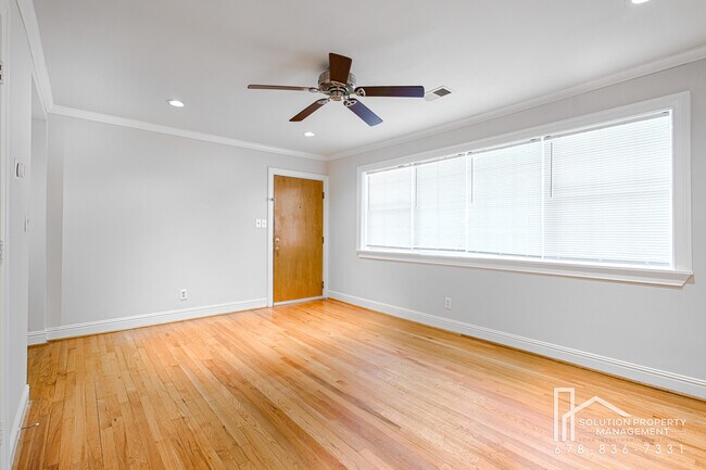 Foto del edificio - 1643 Briarcliff Rd NE