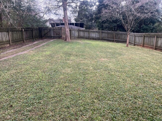 fenced in backyard - 316 Gloria Ave