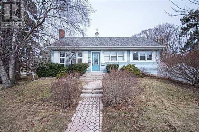 Primary Photo - 200 Trent St E