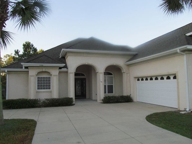 Building Photo - 146 Hombre Cir