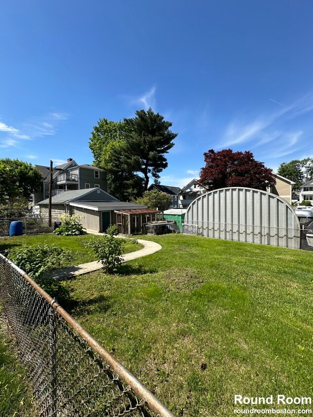 Primary Photo - 93 Hobart St
