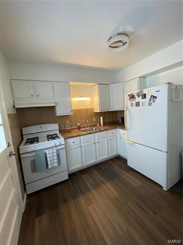 Building Photo - 9995 Fox Hall Ct