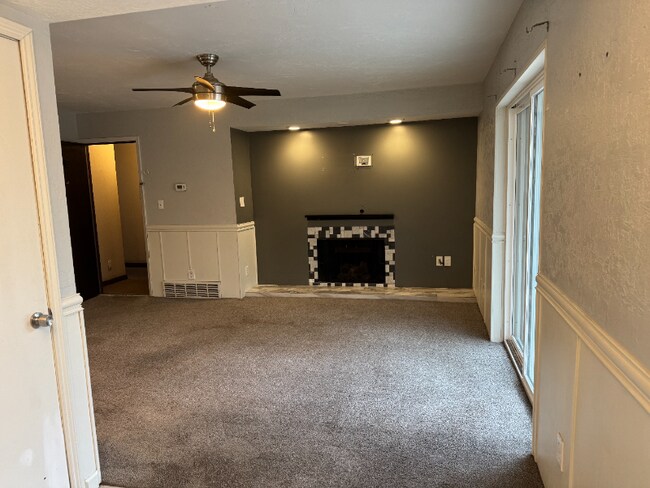 Photo - 5561 S Willow Ln Apartment