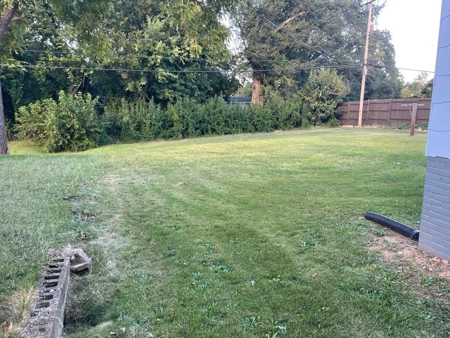 Foto del edificio - 539 Houston St