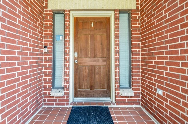 Building Photo - 3413 Rolgom Pl Ct