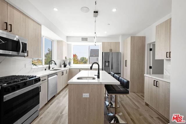 Foto del edificio - 1959 1st St