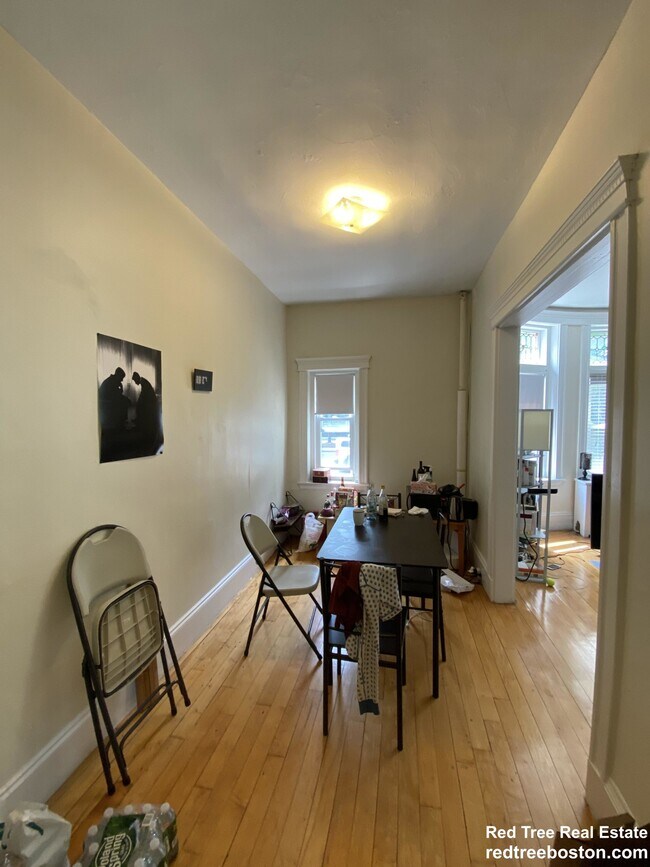 Photo - 1822 Beacon St Apartment