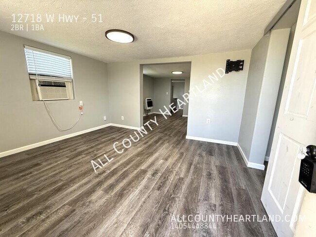 Foto del edificio - 12718 W Hwy-51