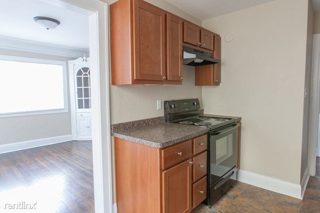 Building Photo - 4 br, 2 bath House - 3227 James Avenue