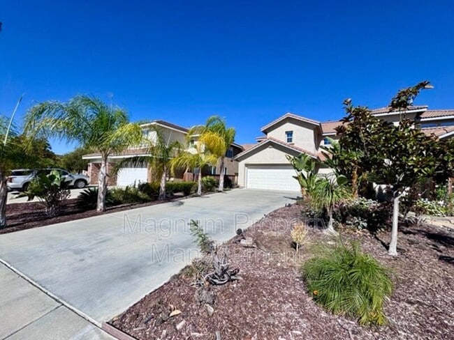Foto del edificio - 23394 Blue Gardenia Ln