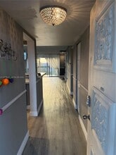 Building Photo - 3910 Inverrary Blvd