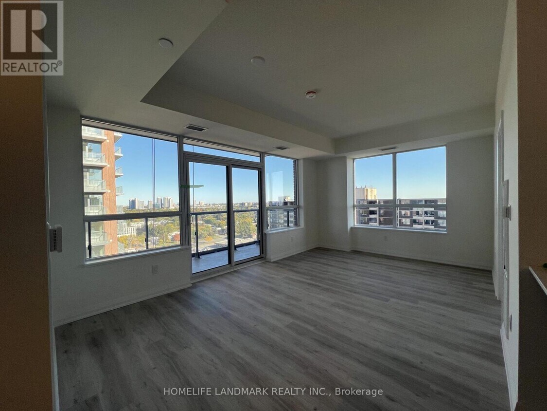 Photo principale - 3260 Sheppard Ave E