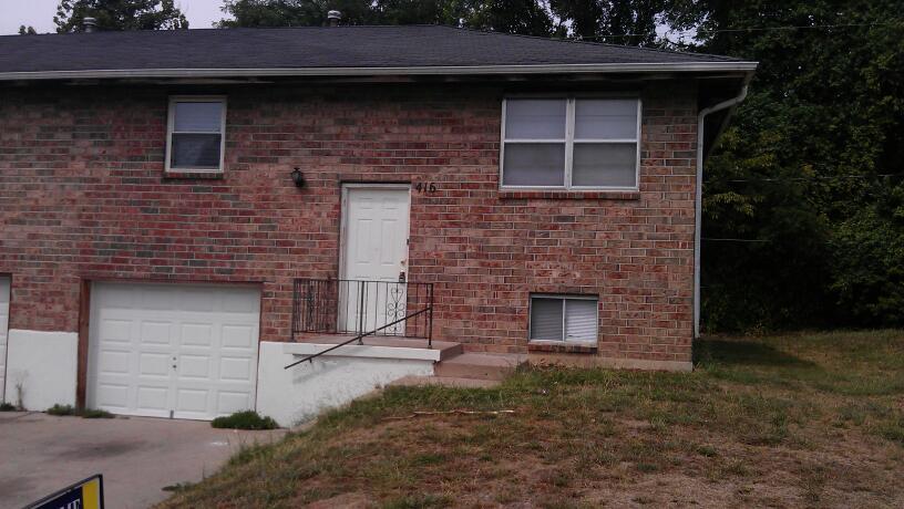 Primary Photo - 3 BR/1.5 BA - Kansas City, KS