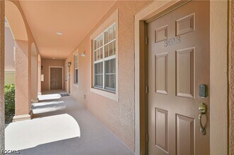 Building Photo - 9601 Spanish Moss Way