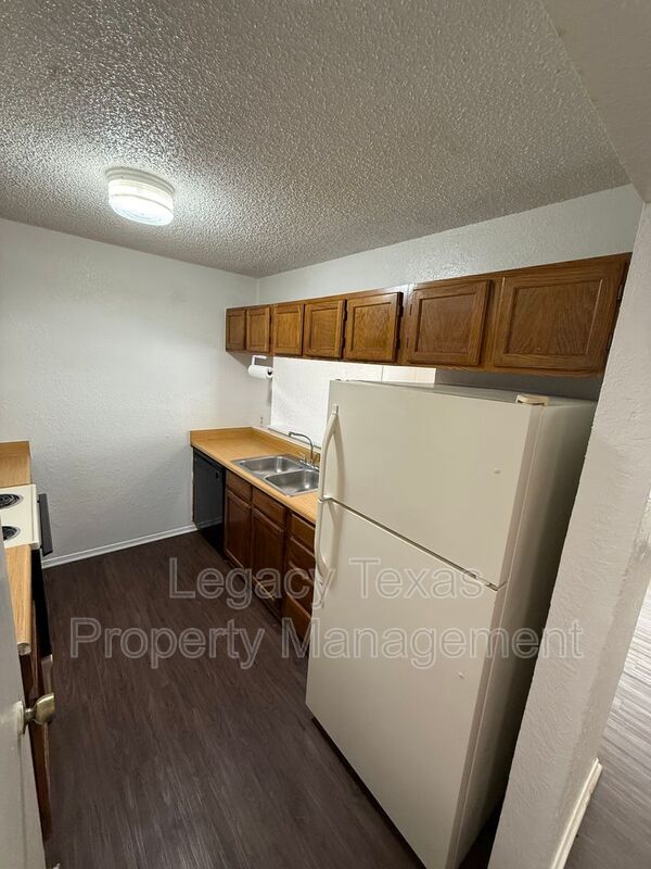 Foto del edificio - 1715 Short St