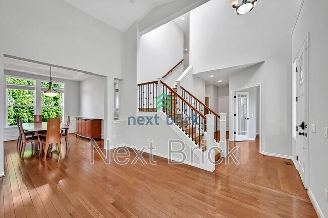 Building Photo - 121 Jonathan Rd