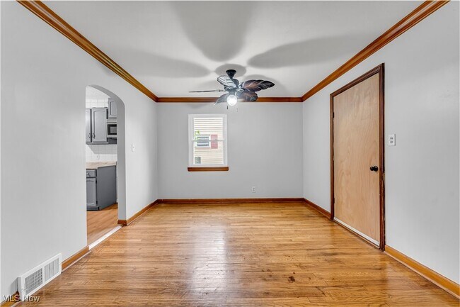 Foto del edificio - 13803 Wolf Ave