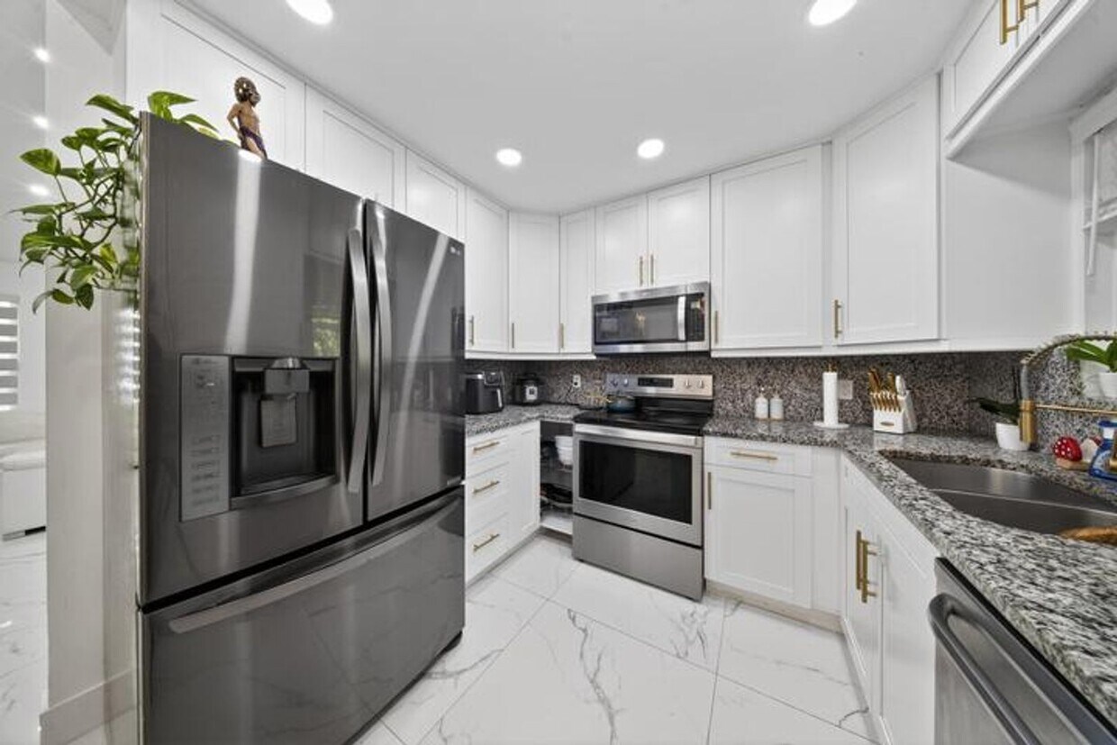 Photo - 849 Camellia Drive, Royal Palm Beach, FL 33411