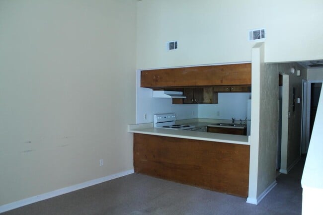 Foto del edificio - 1259 Orange Ave E