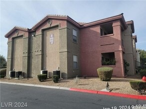 Building Photo - 8000 W Badura Ave