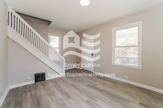 Foto del edificio - 2129 N Bourland Ave