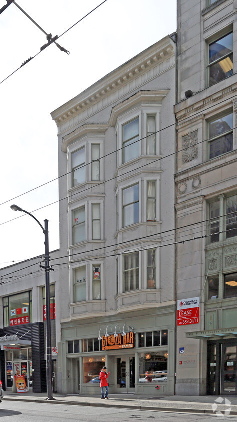 Building Photo - 620-622 W Pender St