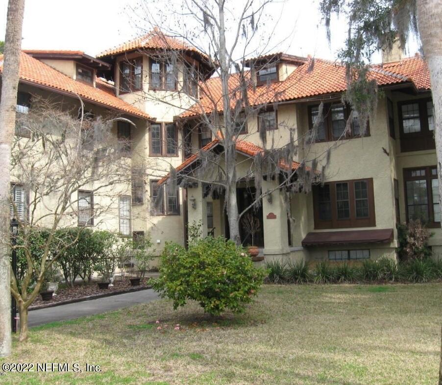 Foto principal - 212 St Johns Ave