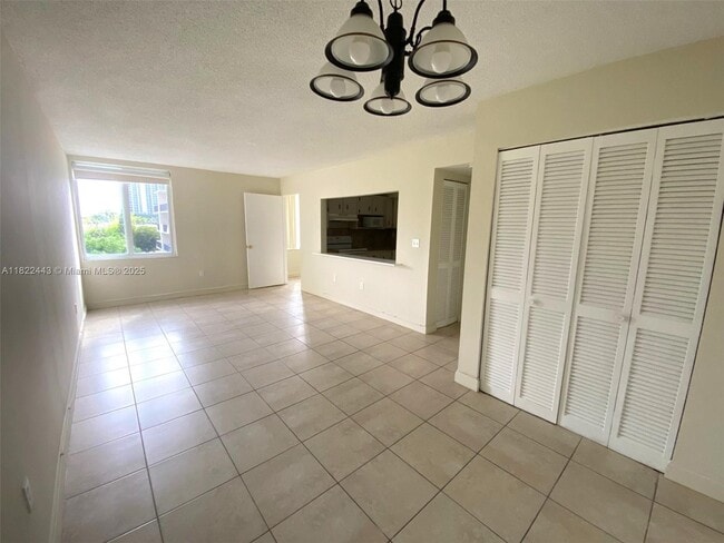 Building Photo - 250 180th Dr