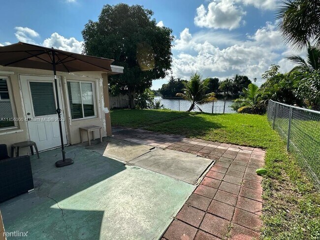 Building Photo - 2 br, 2 bath House - 6390 Kimberly Blvd