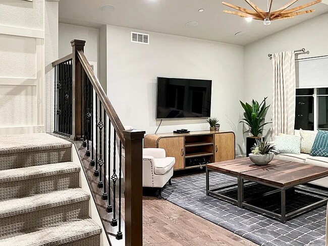 Building Photo - 5128 W 108th Cir