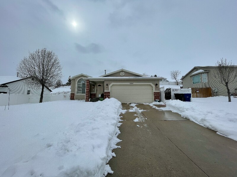 5367 Ridge Flower Way, Salt Lake City, UT 84118 House for Rent in Salt Lake City, UT