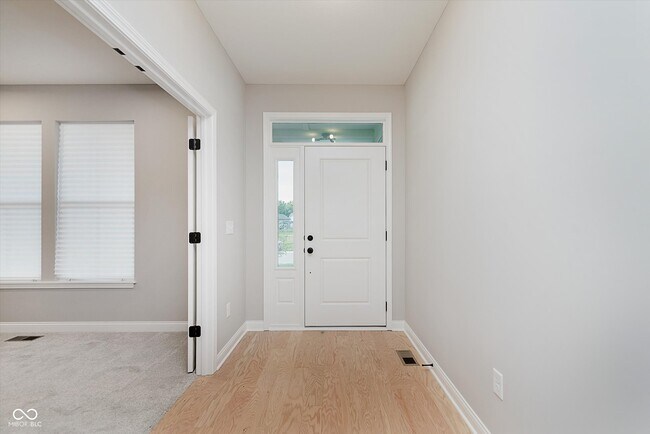 Foto del edificio - 15099 Covebrook Ln