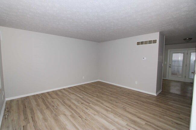 Foto del edificio - 2 Bed 1.5 Bath Condo