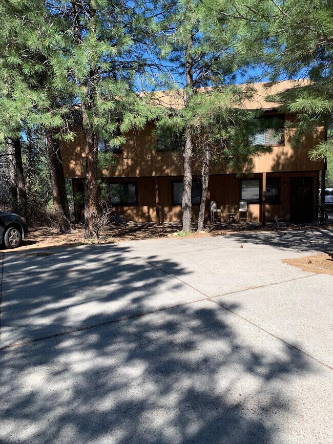 Building Photo - 136 E Paseo del Rio