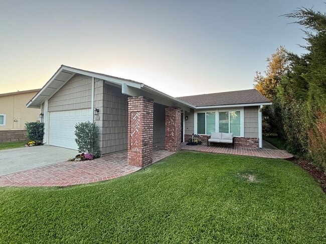 Foto del edificio - 2507 Moss Cir